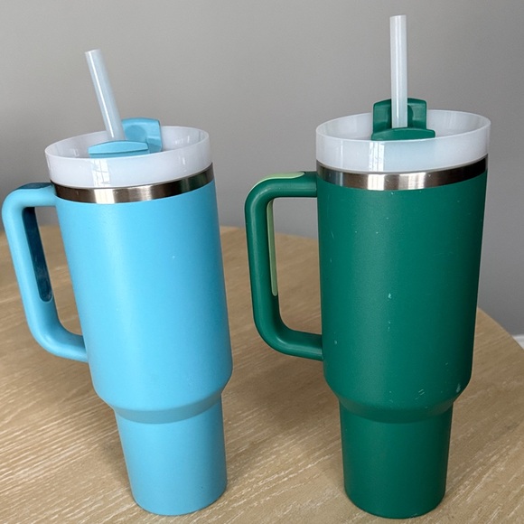 Bundle of 2 Stanley 40 oz. Tumblers - Picture 4 of 6